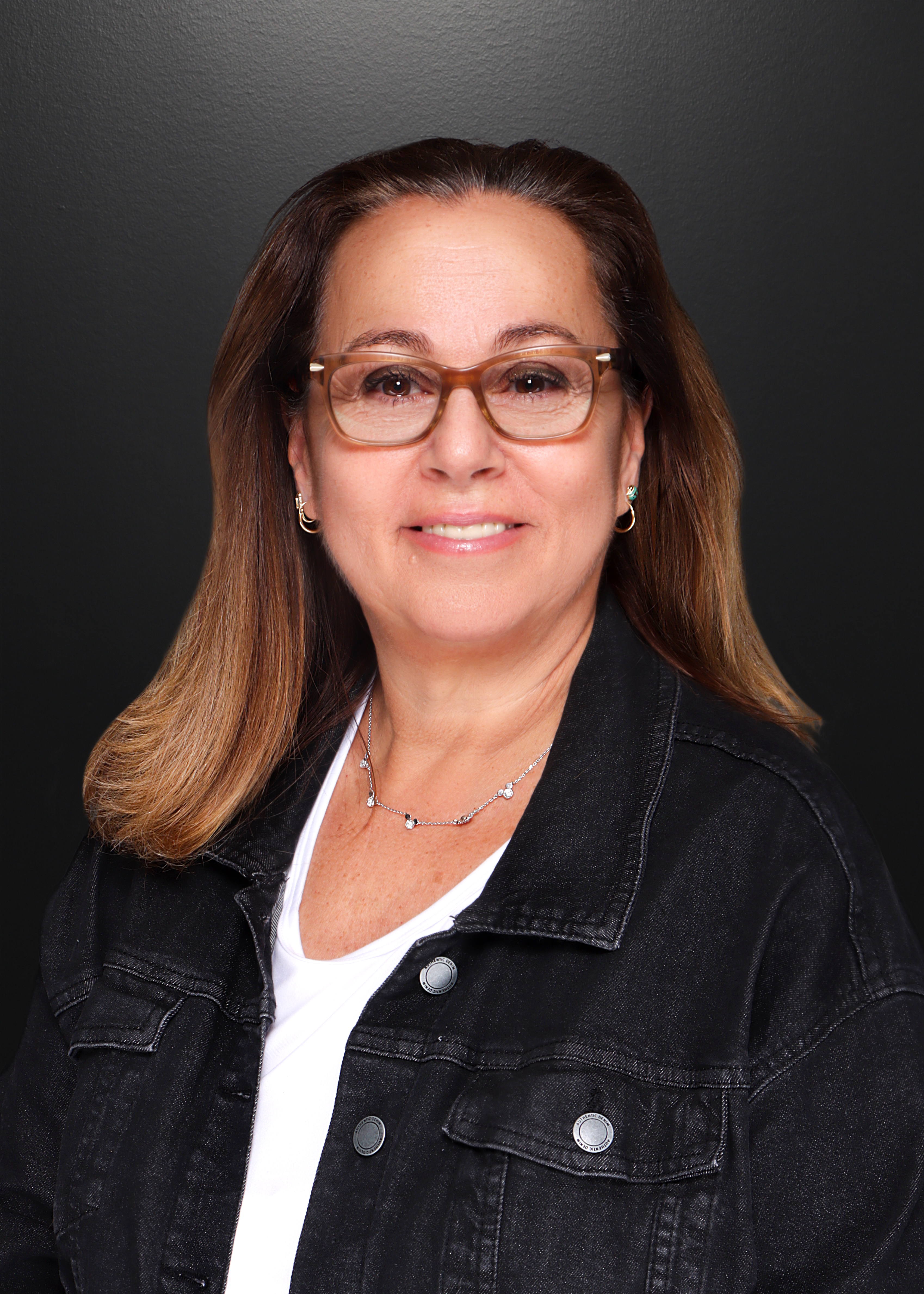 Speaker image for ayala bak