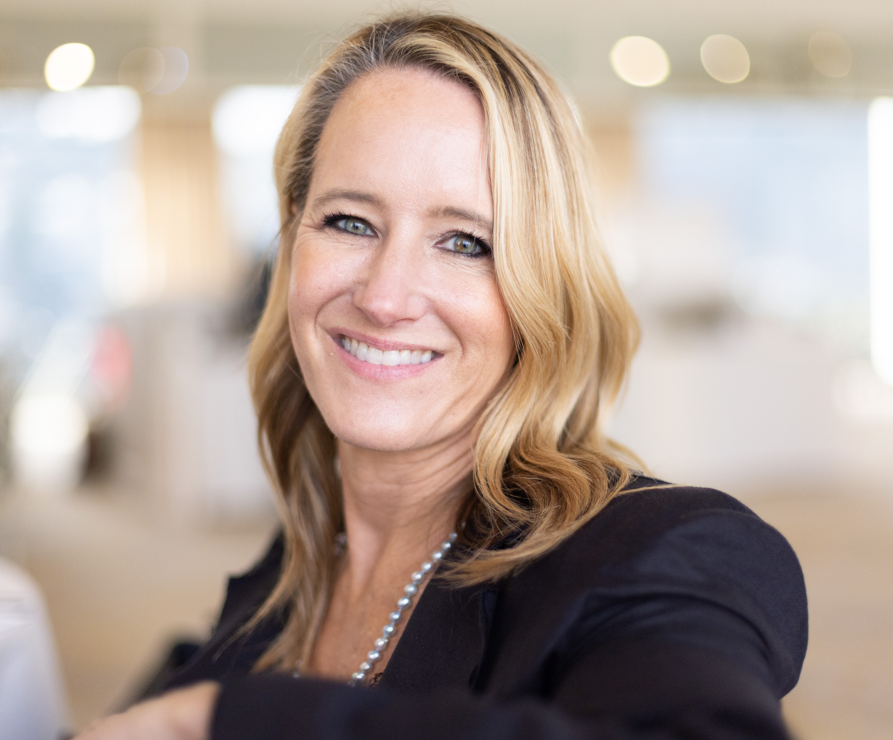 Speaker image for ELIZABETH Graswich