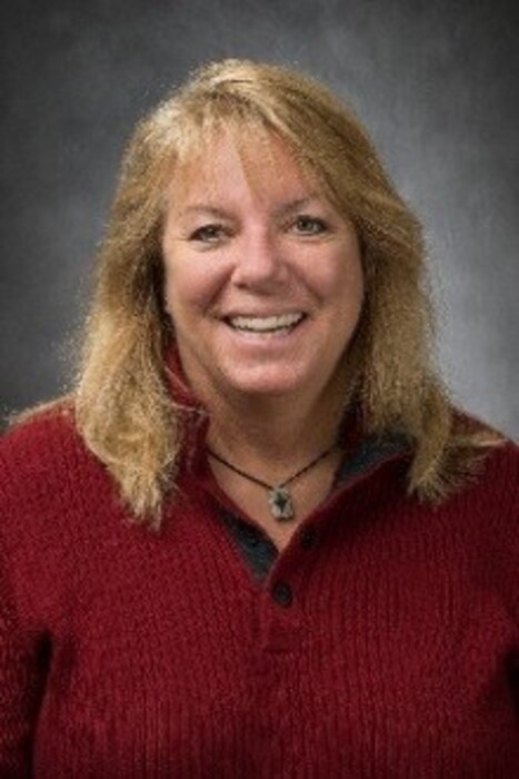 Diane Confer headshot