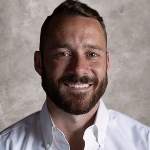 Isaiah Mouw headshot