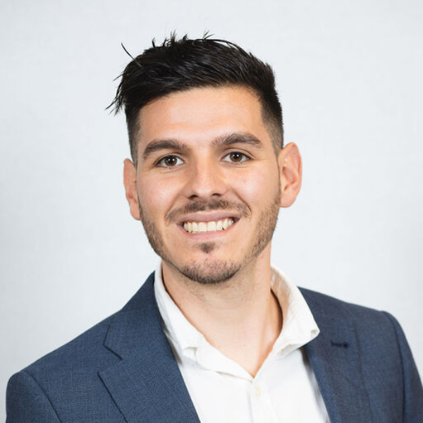 Antonio Belmar - Pebl